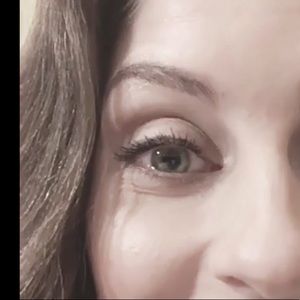 Meet your Posher, Lola